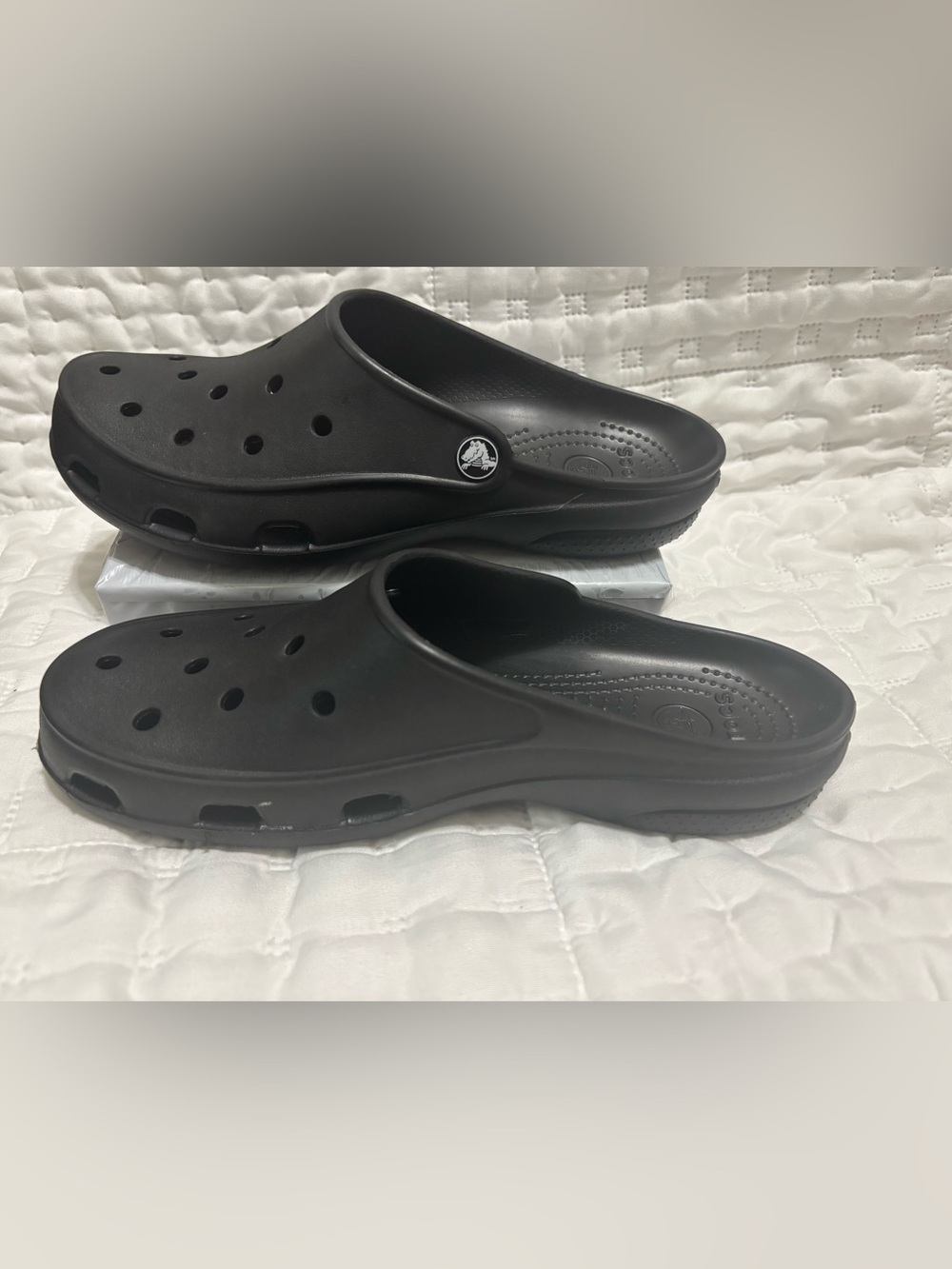 Crocs Women's Freesail slip on clog Sz 9 Waterproof New NWOT clogs